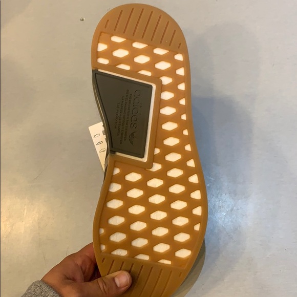 adidas Nmd R2 - Picture 4 of 4